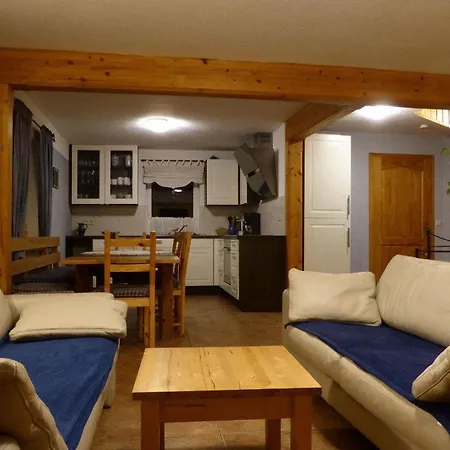 In Gruenheide Mit Eigenem Grill Holiday home Albertsberg